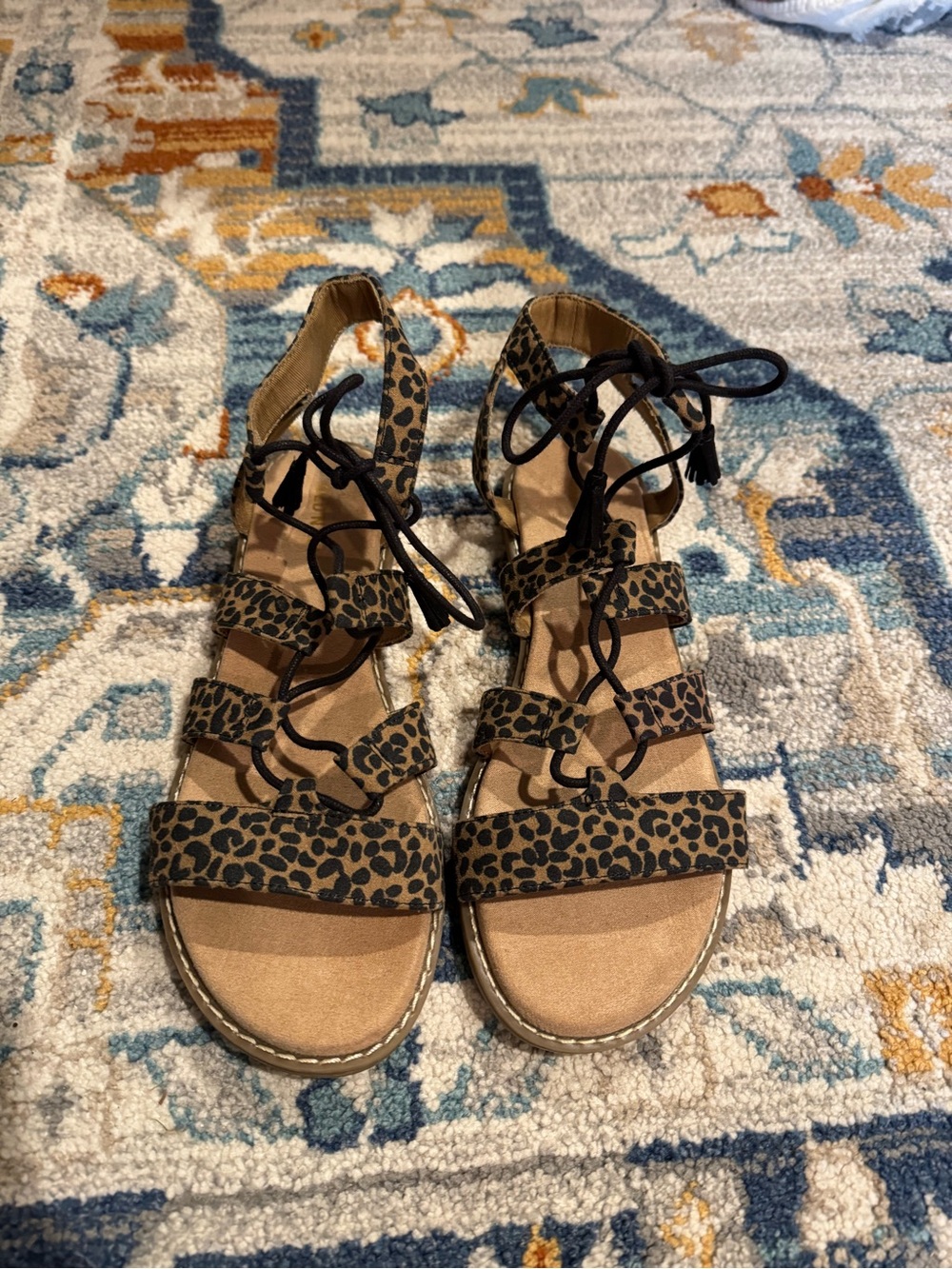 Old Navy Faux Suede Leopard Print Lace-Up Gladiator Sandals Women Size 7